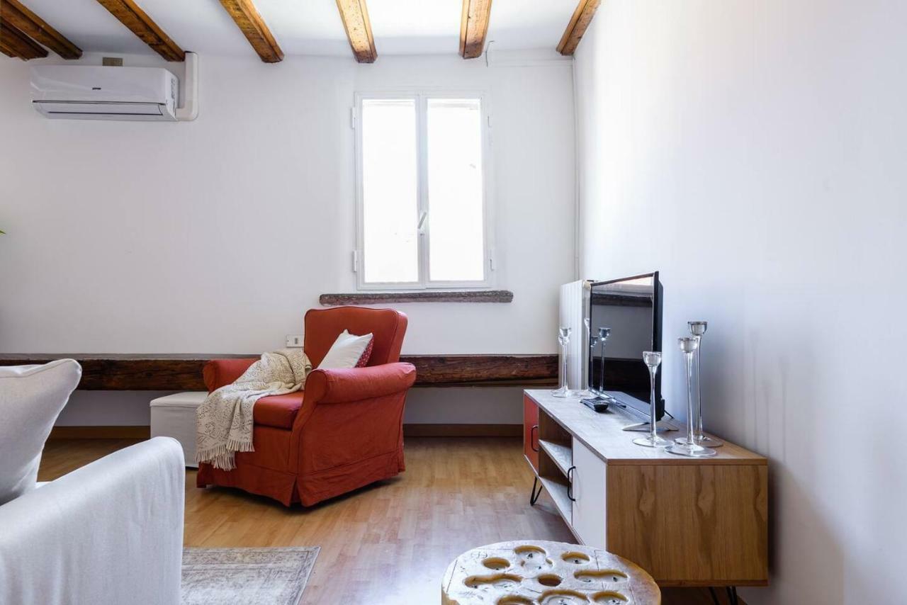 Altido Cozy Apt For 4 Close To Basilica Di Sant'Ambrogio Milano Ngoại thất bức ảnh